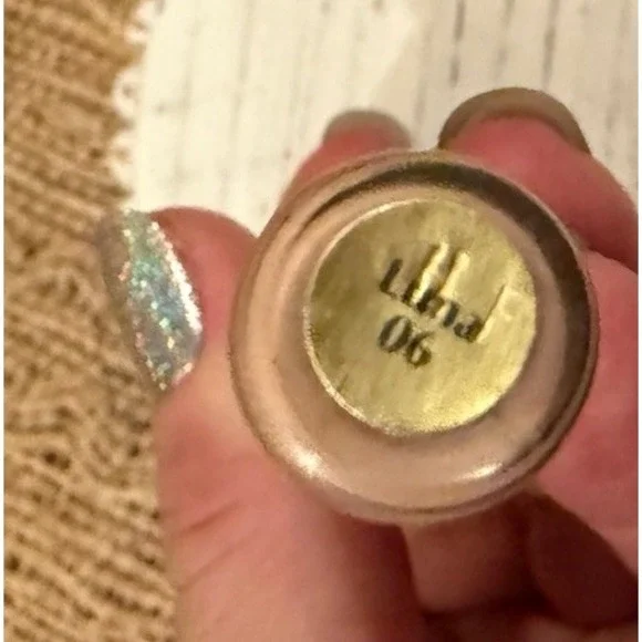 Estee Lauder Eyecoloring Liquid-To-Powder Eyeshadow LUNA-06 New - Picture 3 of 3